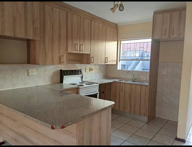 2 BEDROOM APARTMENT FOR SALE IN VORNA VALLEY